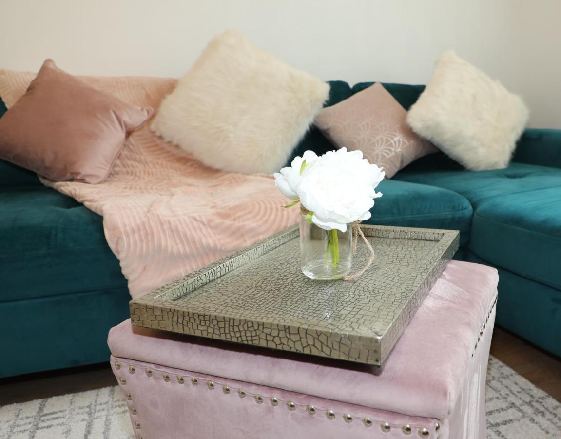 Amprenta Apartment - Gorgeous Interior Designed 1 Bedroom Home Bornemouth Extérieur photo